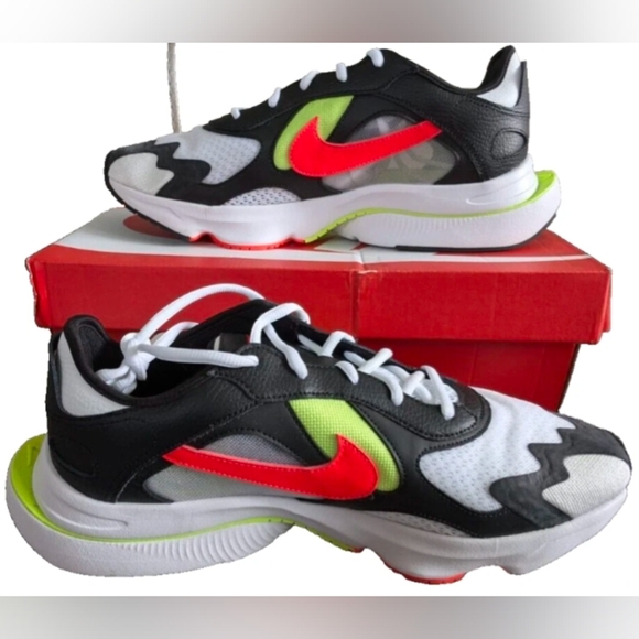 Nike WMNS Air Zoom Division Black Flash Crimson Sneakers Size 10 NWOT MSRP $100 - Picture 7 of 11
